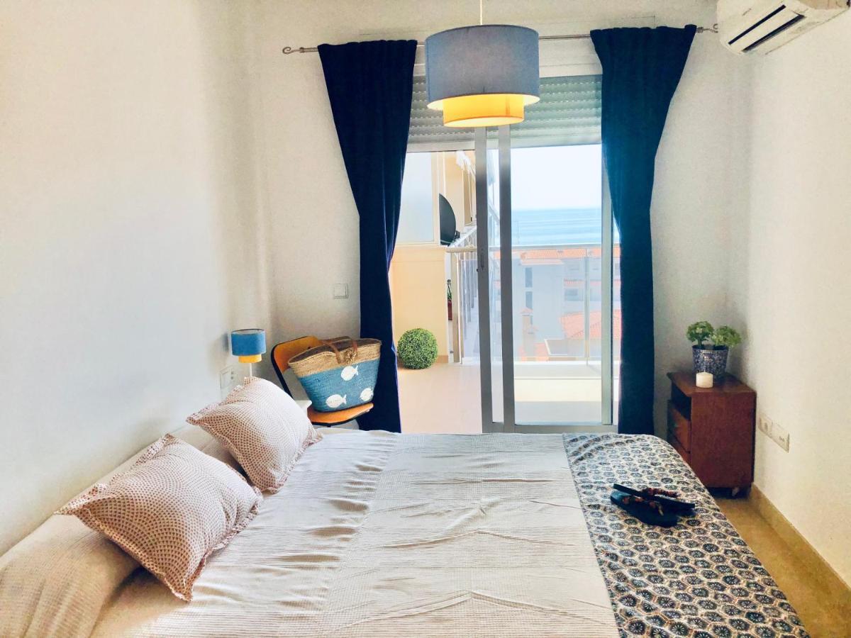 Paseo Maritimo 44